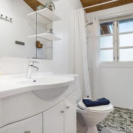 3 Bedroom In Casa vacanze Roslev