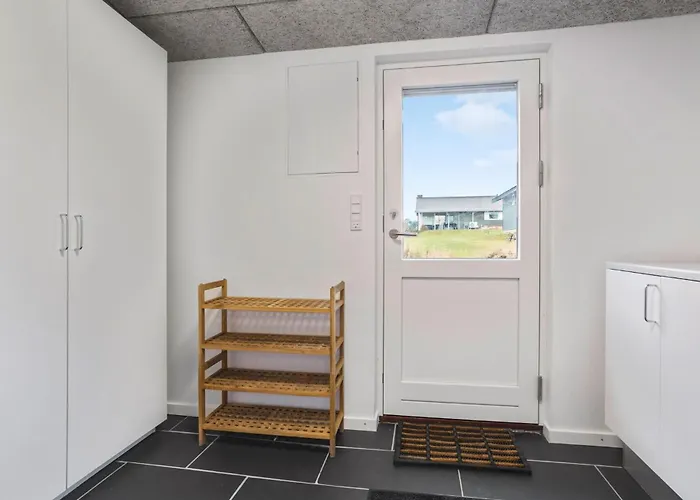 بيت للعطل 3 Bedroom In *